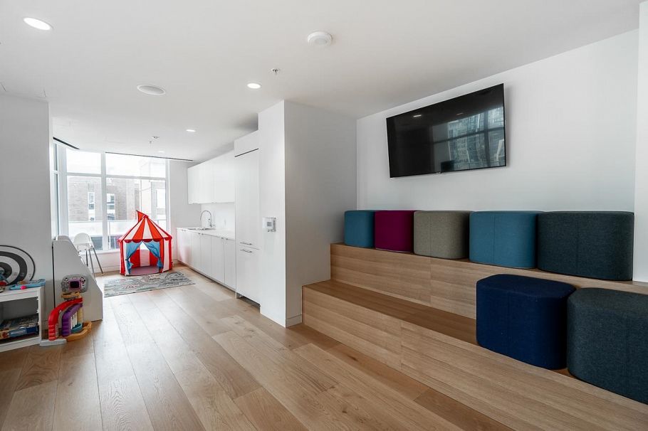 5302 1289 Hornby Street Vancouver, BC - 32