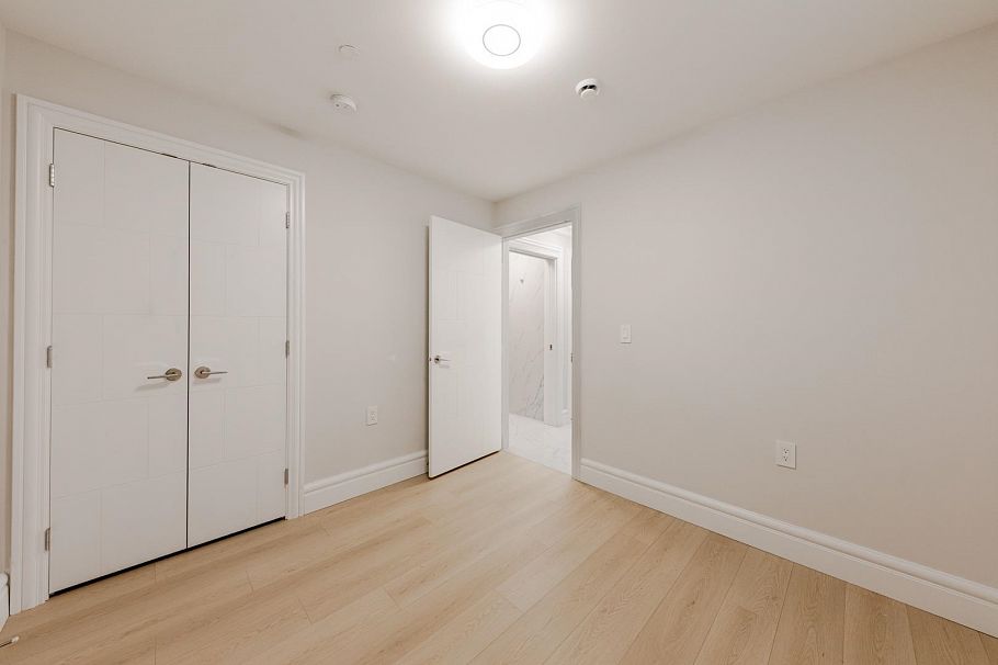 3559 E 48th Avenue Vancouver, BC - 28