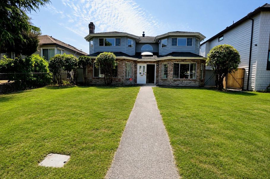 2718 Oliver Crescent Vancouver, BC - 2