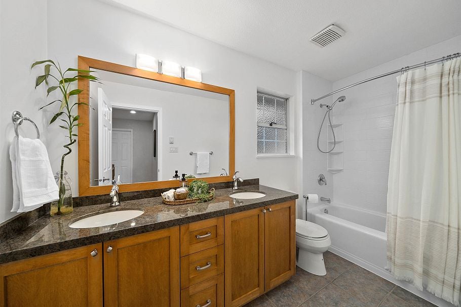 1479 Percy Court North Vancouver, BC - 24