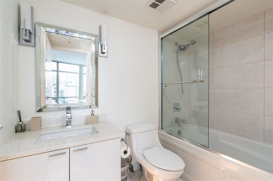 902 1200 Alberni Street Vancouver, BC - 10
