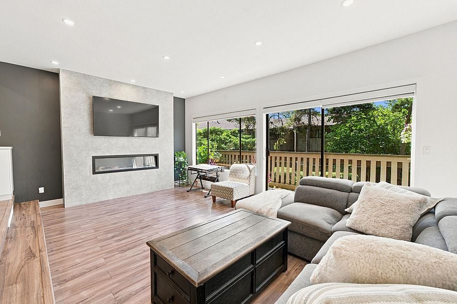 1079 Lillooet Road North Vancouver, BC - 10