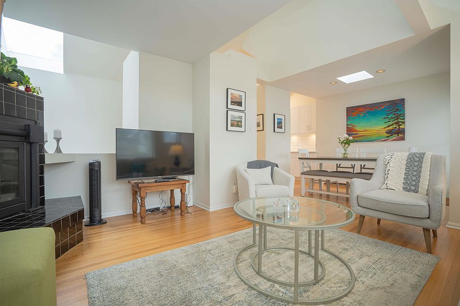 1346 Laburnum Street Vancouver, BC - 19