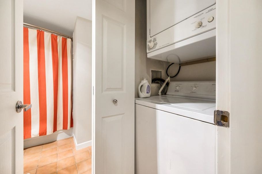 106 2983 W 4th Avenue Vancouver, BC - 12