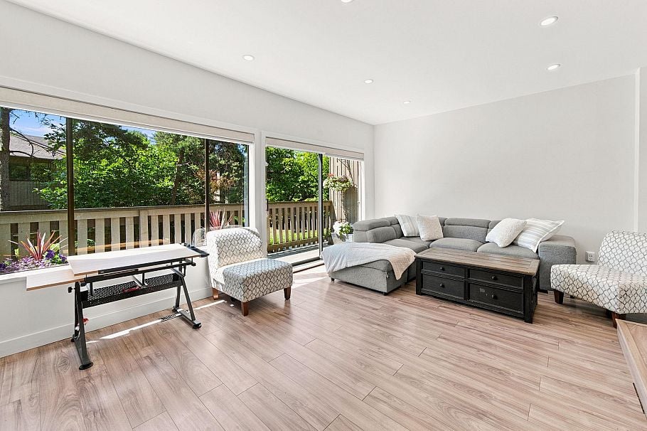 1079 Lillooet Road North Vancouver, BC - 12