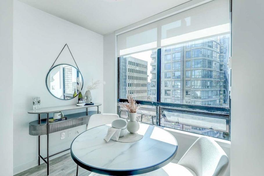 903 1003 Burnaby Street Vancouver, BC - 10