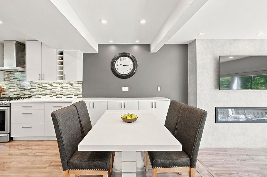 1079 Lillooet Road North Vancouver, BC - 9