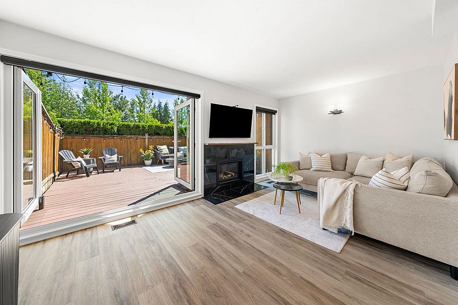 18 220 E 11th Street North Vancouver, BC - 7