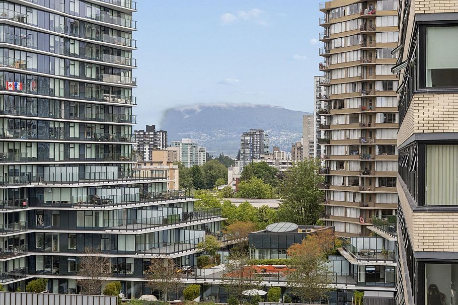 1004 1251 Cardero Street Vancouver, BC - 33