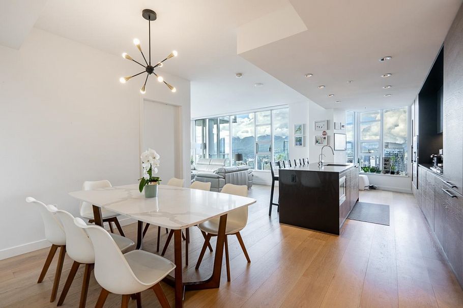 5302 1289 Hornby Street Vancouver, BC - 8