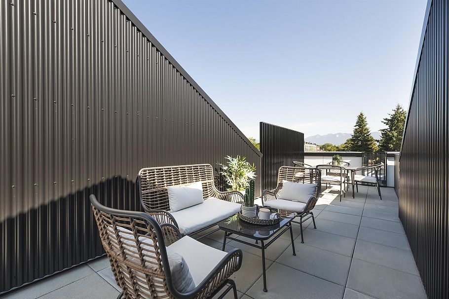 2408 E 12th Avenue Vancouver, BC - 15