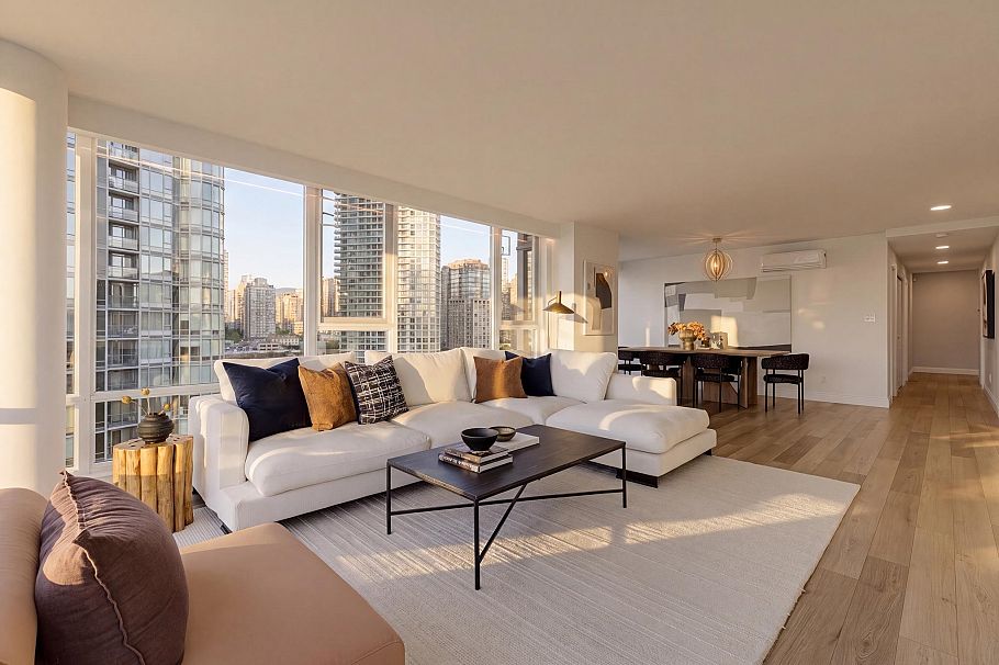 1707 1033 Marinaside Crescent Vancouver, BC - 7