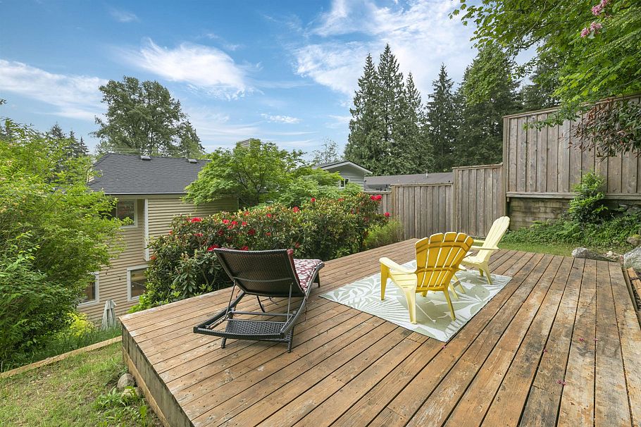 1659 Deep Cove Road North Vancouver, BC - 28