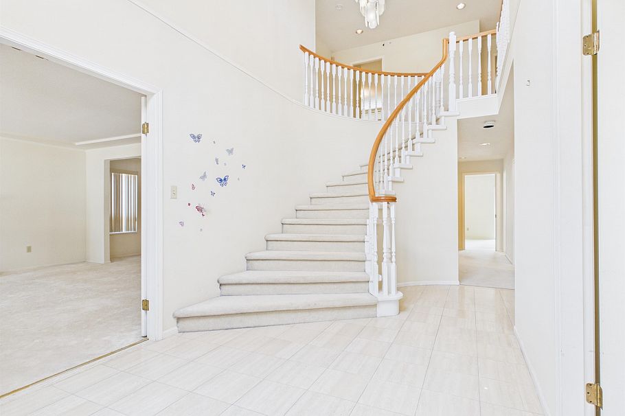 2718 Oliver Crescent Vancouver, BC - 3