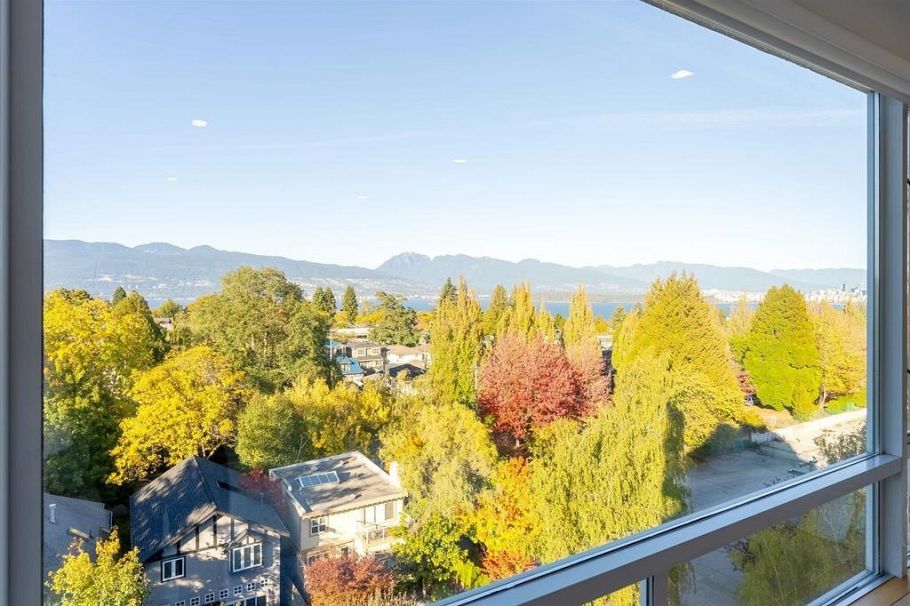 10 2575 Tolmie Street Vancouver, BC - 10