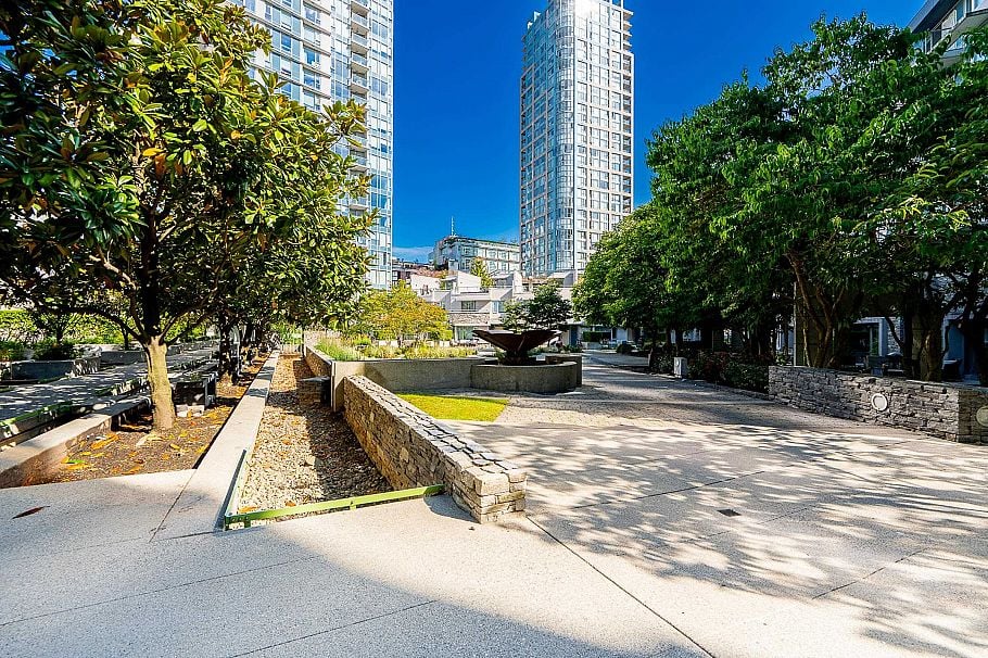 1002 689 Abbott Street Vancouver, BC - 27