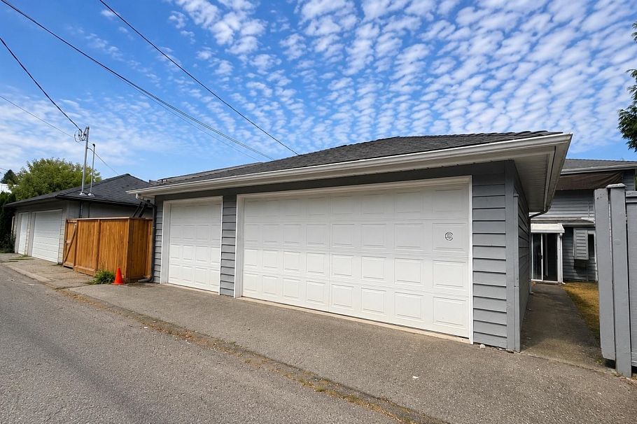 2718 Oliver Crescent Vancouver, BC - 38