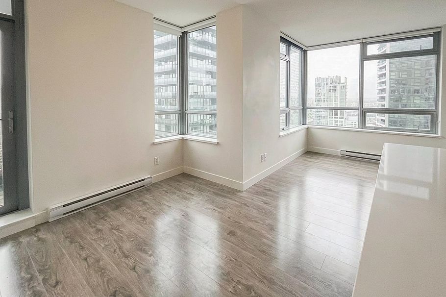 2207 1308 Hornby Street Vancouver, BC - 11