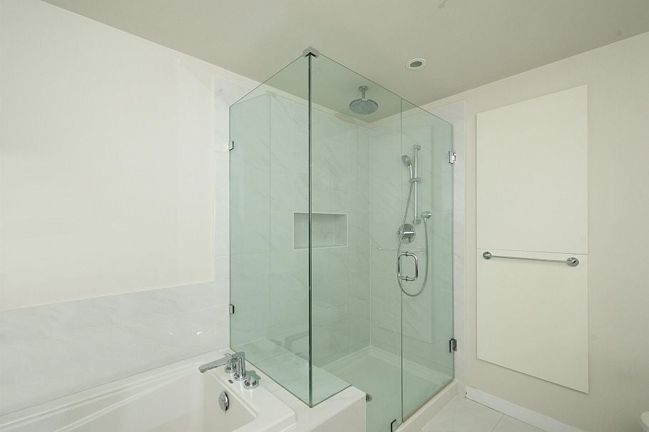 305 3873 Cates Landing Way North Vancouver, BC - 21