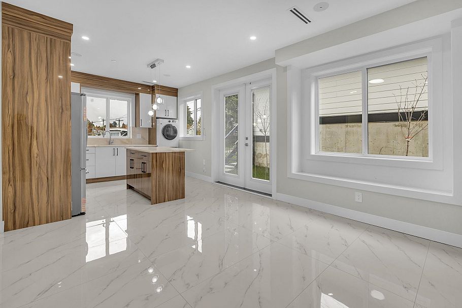 4325 Kamloops Street Vancouver, BC - 6