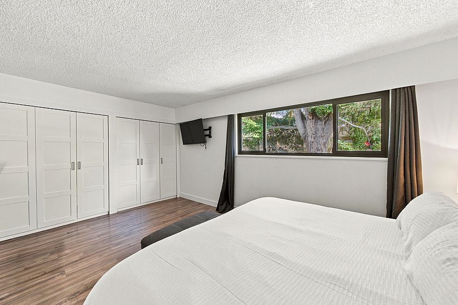 1079 Lillooet Road North Vancouver, BC - 17