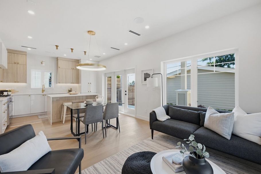 708 Windermere Street Vancouver, BC - 4