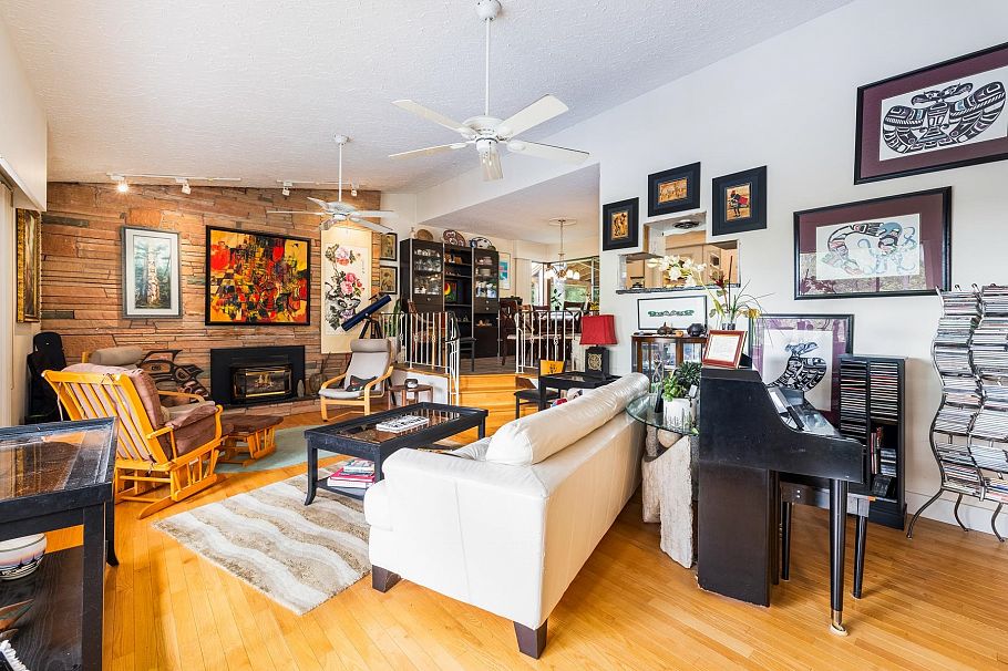 4535 Mountain Highway North Vancouver, BC - 8
