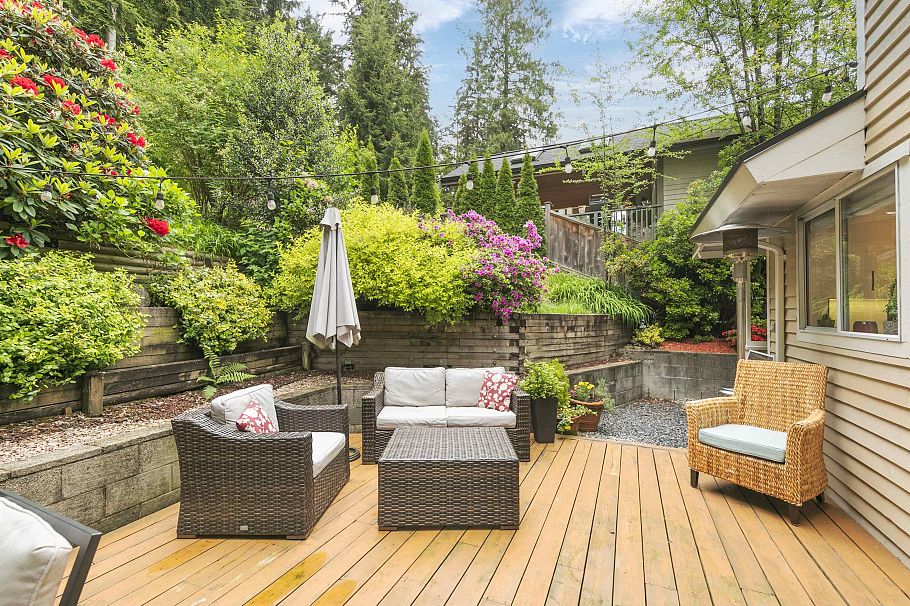 1659 Deep Cove Road North Vancouver, BC - 13