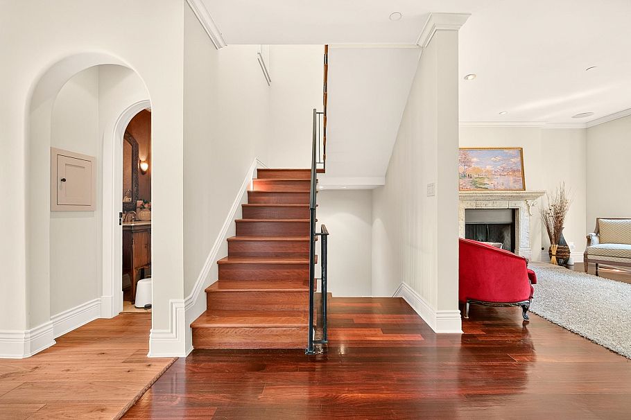 3835 W 12th Avenue Vancouver, BC - 23