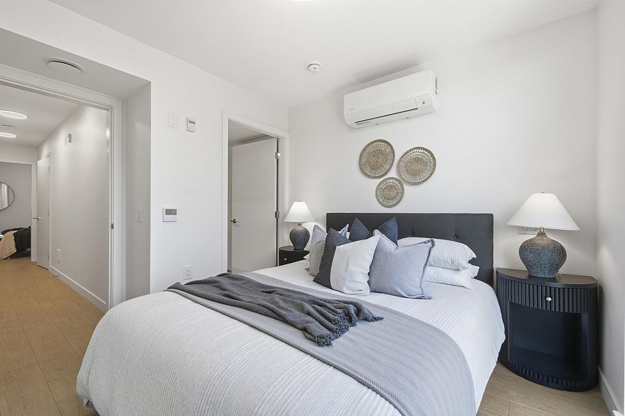 2408 E 12th Avenue Vancouver, BC - 19