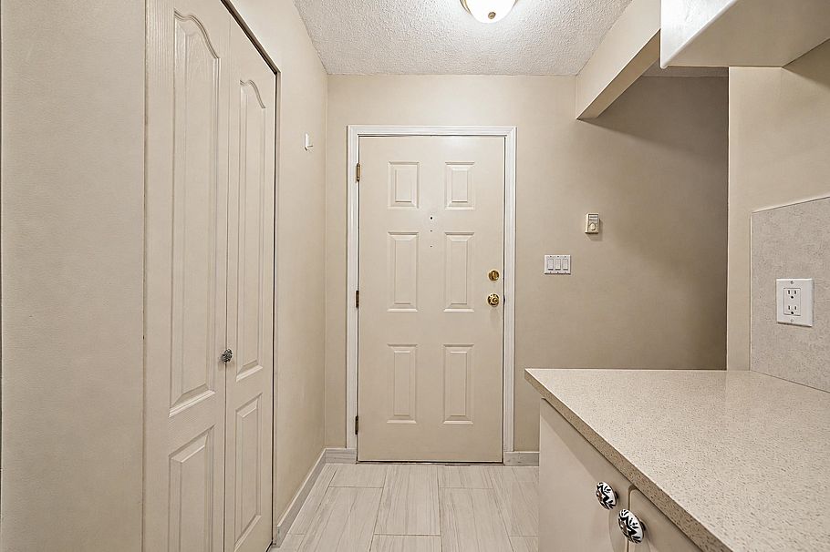 305 3489 Ascot Place Vancouver, BC - 10