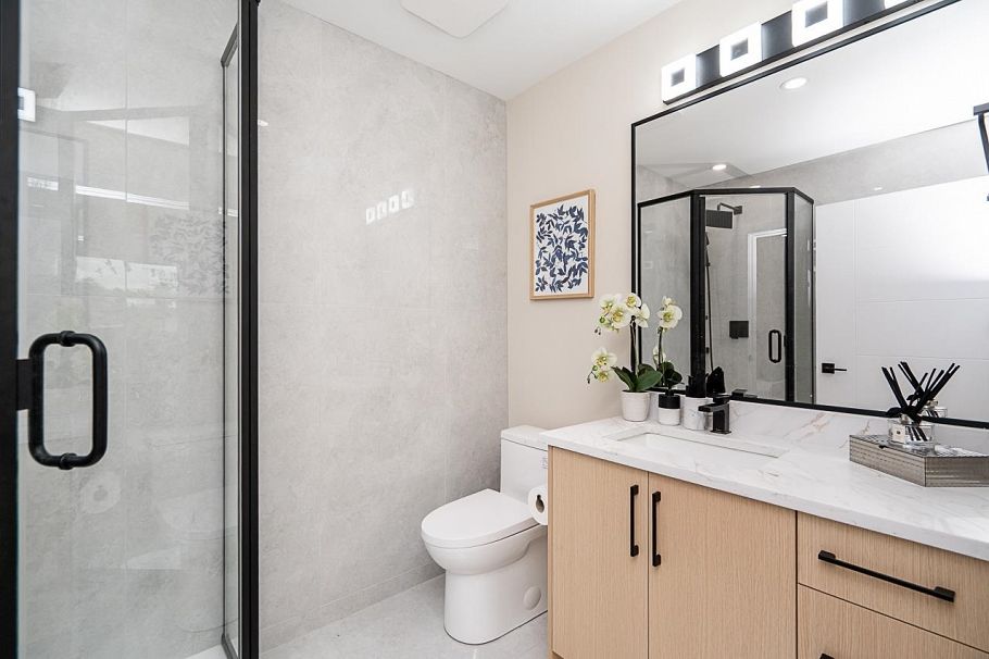 2826 Cheyenne Avenue Vancouver, BC - 9
