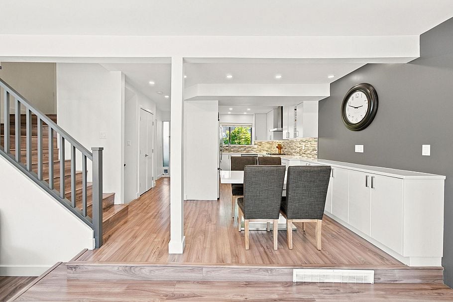 1079 Lillooet Road North Vancouver, BC - 3