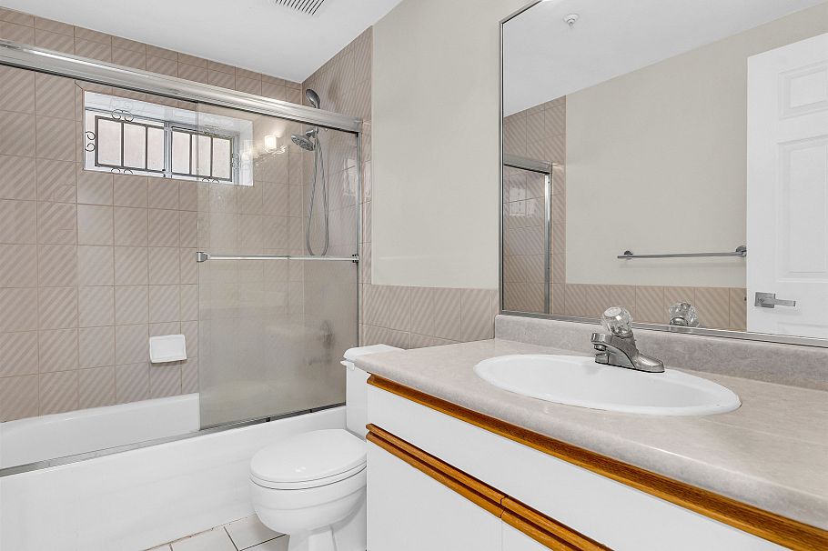 3466 Dieppe Drive Vancouver, BC - 22