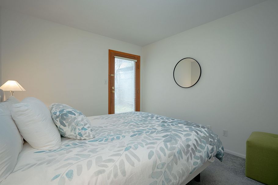 1346 Laburnum Street Vancouver, BC - 27