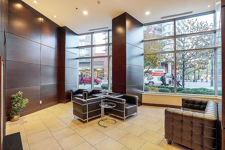 1002 689 Abbott Street Vancouver, BC - 32