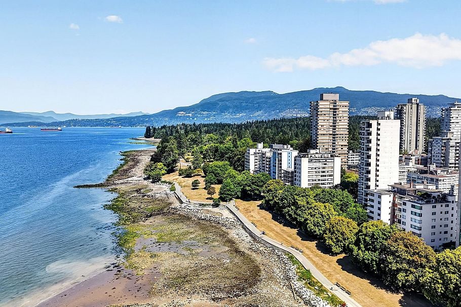 1402 1995 Beach Avenue Vancouver, BC - 28