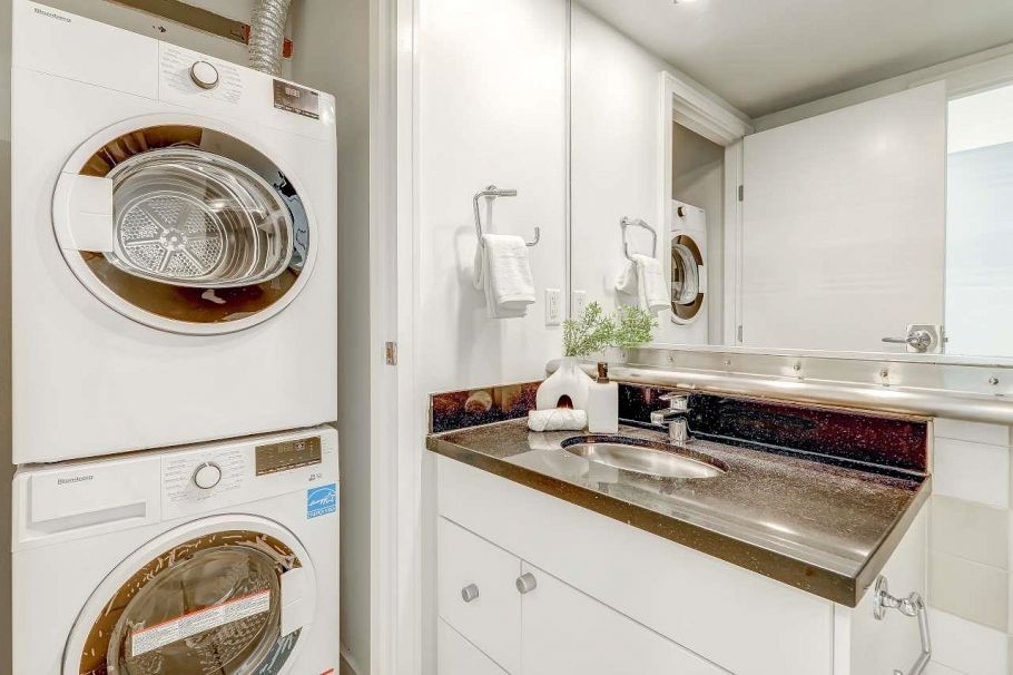 903 1003 Burnaby Street Vancouver, BC - 20