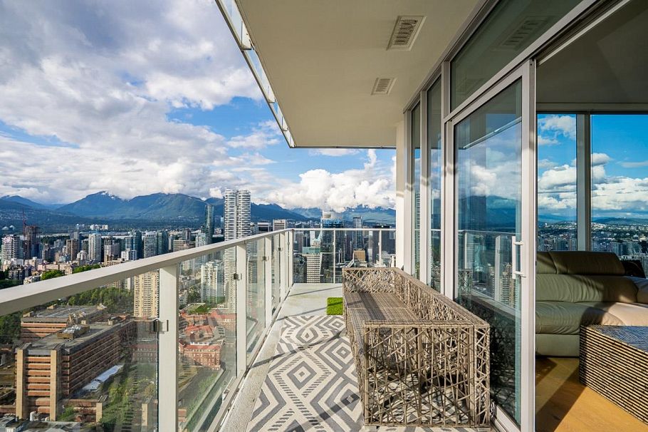 5302 1289 Hornby Street Vancouver, BC - 6