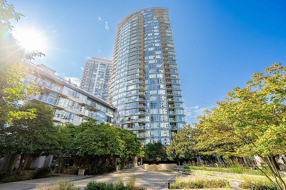 1002 689 Abbott Street Vancouver, BC - 34