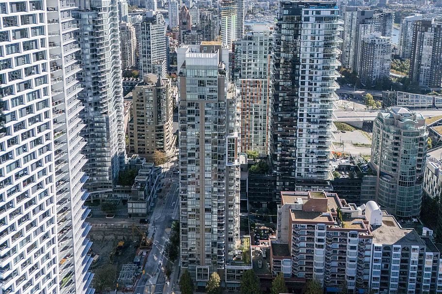 2207 1308 Hornby Street Vancouver, BC - 17