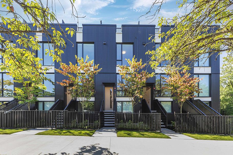 2408 E 12th Avenue Vancouver, BC - 2