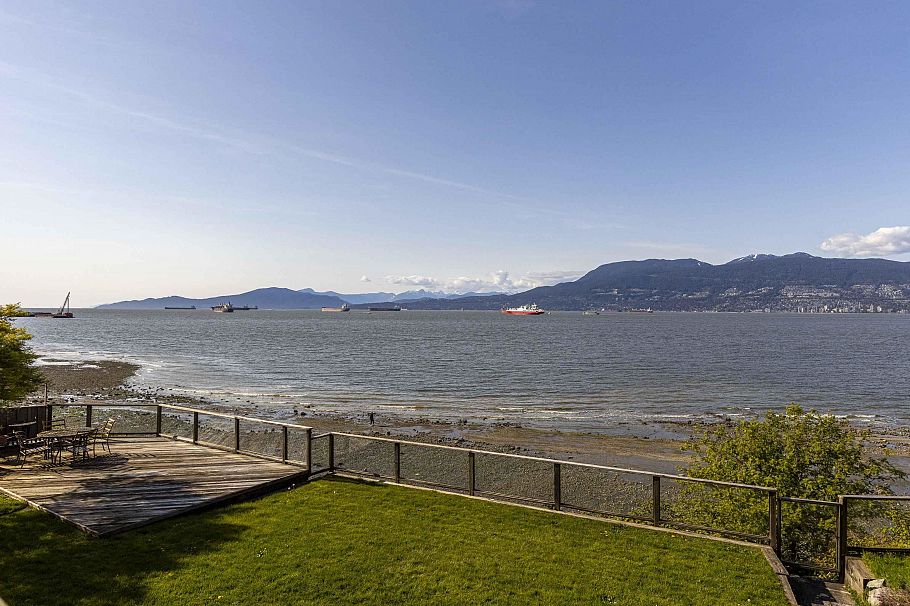 2789 Point Grey Road Vancouver, BC - 9