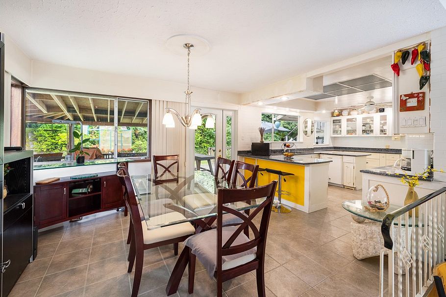 4535 Mountain Highway North Vancouver, BC - 12