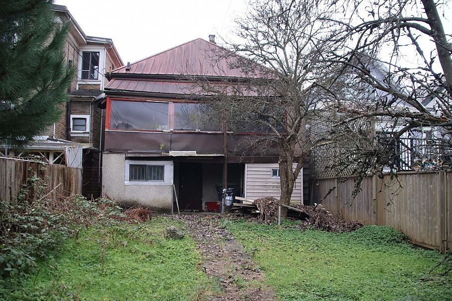 1127 Keefer Street Vancouver, BC - 3