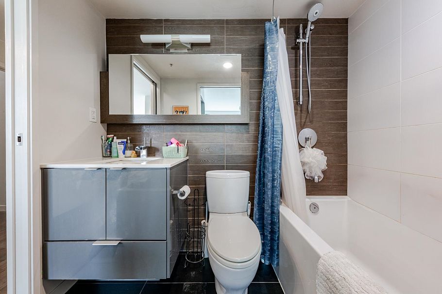1209 161 W Georgia Street Vancouver, BC - 11