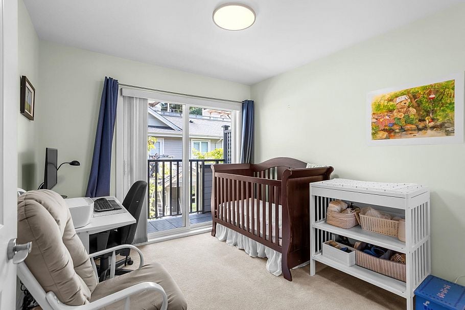 1121 St. Andrews Avenue North Vancouver, BC - 25