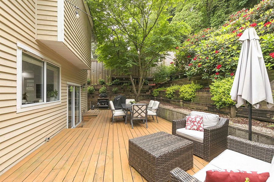 1659 Deep Cove Road North Vancouver, BC - 12