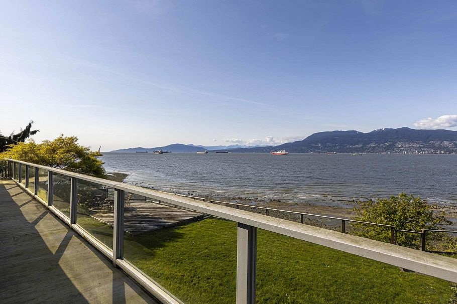 2789 Point Grey Road Vancouver, BC - 10