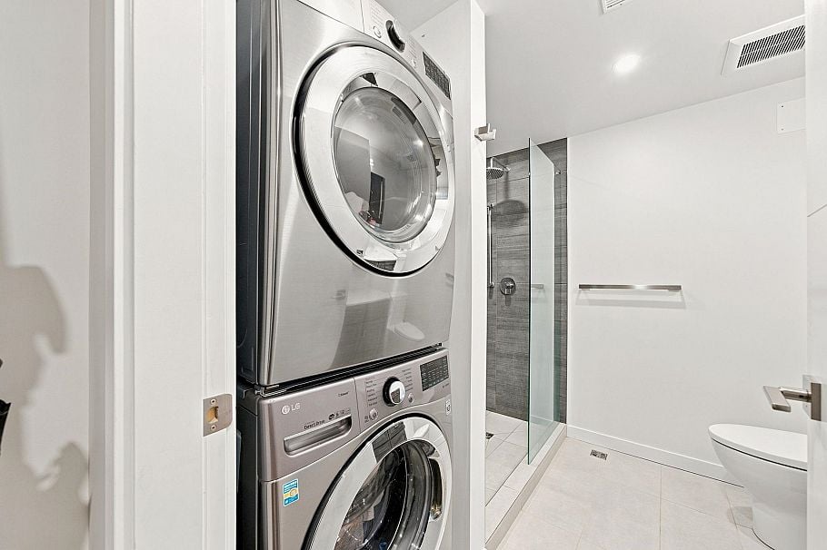 1079 Lillooet Road North Vancouver, BC - 25